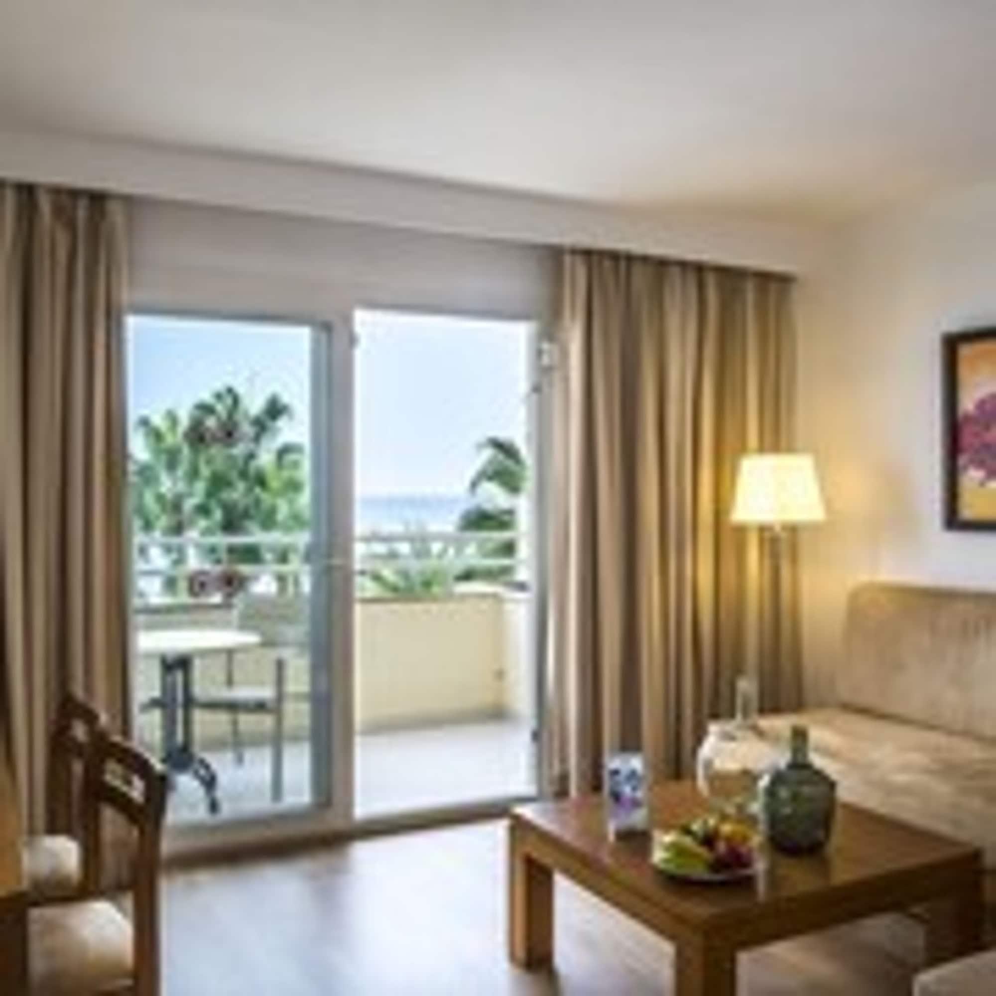 Cabot Cap De Mar Hotel Cala Bona  Ngoại thất bức ảnh
