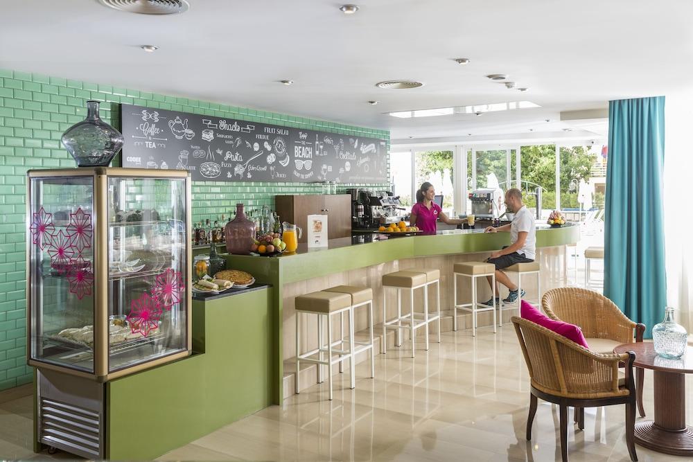 Cabot Cap De Mar Hotel Cala Bona  Ngoại thất bức ảnh